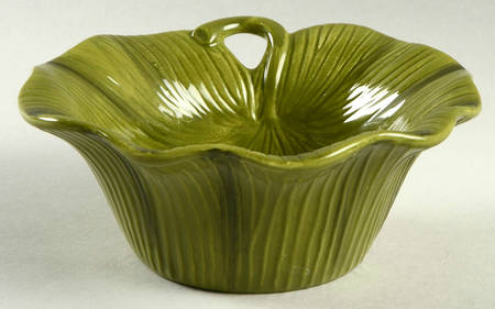 Tommy Bahama 6" Leaf Bowl