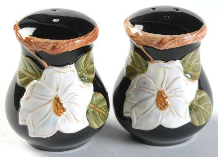Magnolia Charm Salt & Pepper Set