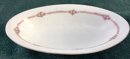 5761 9" Oval Vegetable Bowl