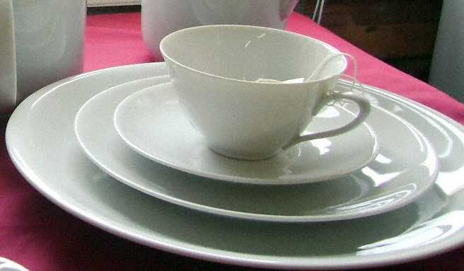 ARZ215 Flat Cup & Saucer Set