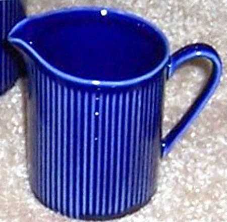 ARZ217 Creamer
