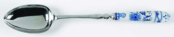 Floraine (Blue Onion) Serving Spoon