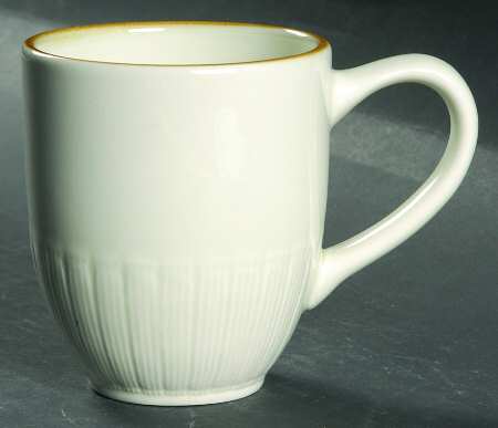 Vintage Pleats Cream Mug