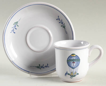 AER2 Flat Cup & Saucer Set
