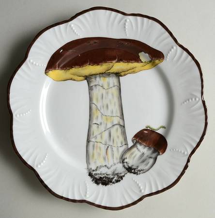 Les Champignons Dinner Plate