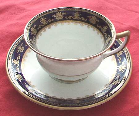 A3130 Footed Cup & Saucer Set