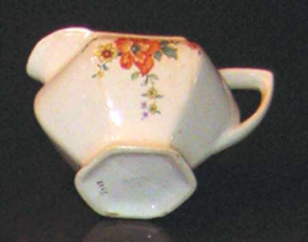 1725 Creamer