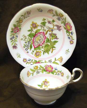 C714 Footed Cup & Saucer Set
