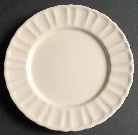 Classique Cream Baroque Salad/Dessert Plate