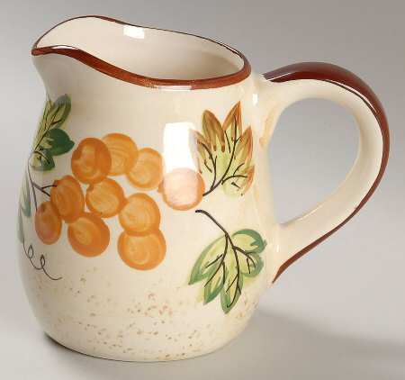 Grape Medley Creamer