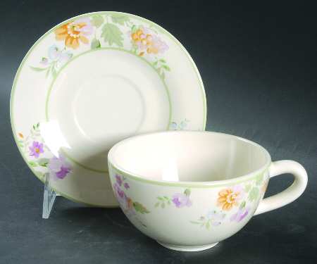 Meadow Floral Flat Cup & Saucer Set