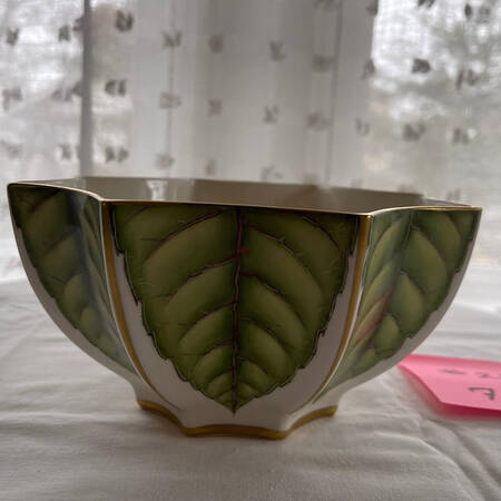 Giftware Cachepot
