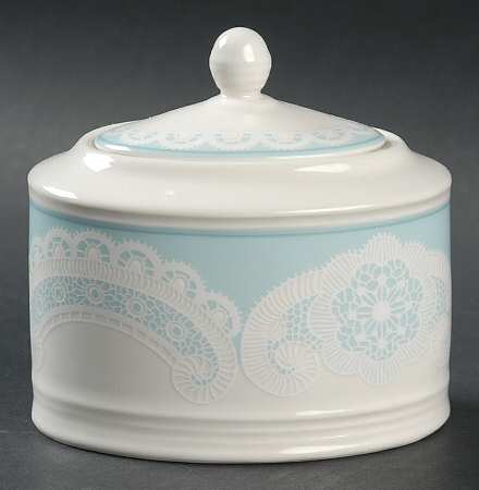 Queen Anne's Lace Blue Sugar Bowl & Lid