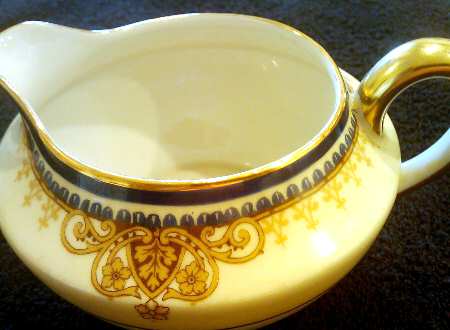 AHR857 Creamer