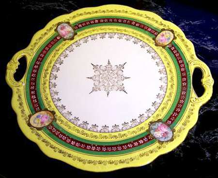 AUS414 Handled Cake Plate