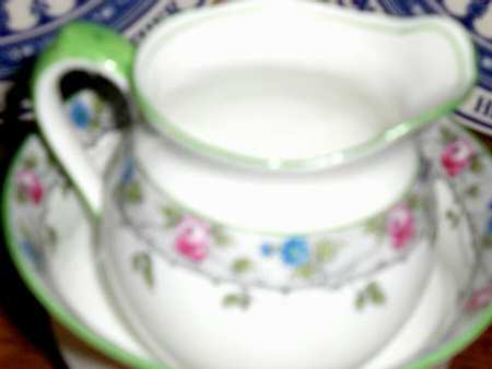 B1267-6 Creamer