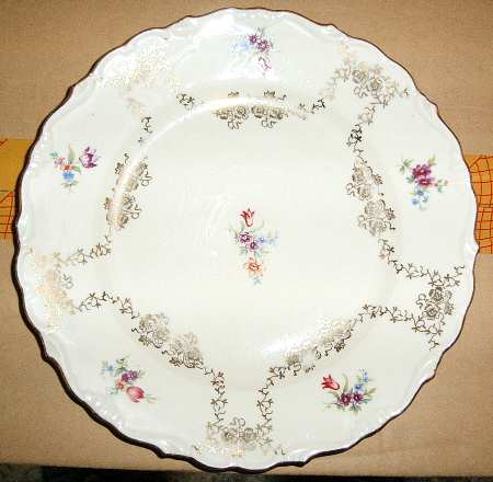 Jeanette (Scalloped) by Alka