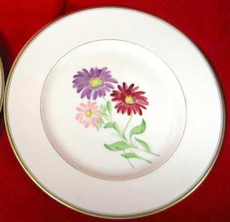 ARA142 Luncheon Plate
