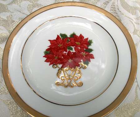 Florentine Scroll Ponsettia Dinner Plate