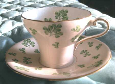 C1340 Flat Cup & Saucer Set