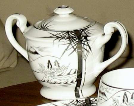 ART41 Sugar Bowl & Lid