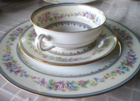 AHR885 Flat Cream Soup Bowl & Saucer Set