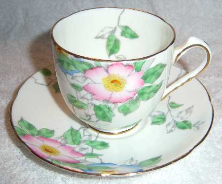 177 Footed Cup & Saucer Set