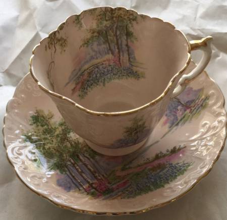 C493-5 Footed Cup & Saucer Set