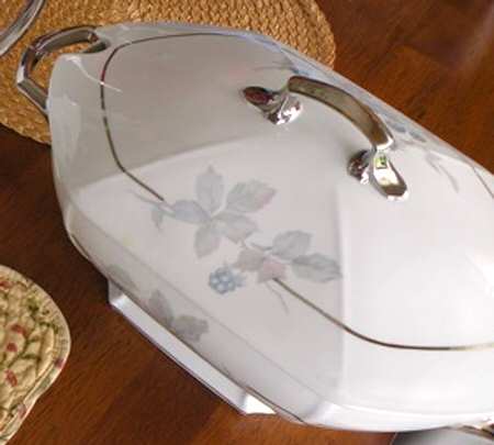 1307 Tureen &  Lid