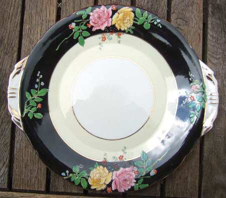 B5052 Handled Cake Plate