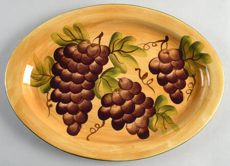 Grape Pattern 16" Oval Serving Platter
