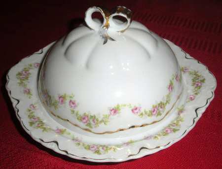 3211 Round Covered Butter