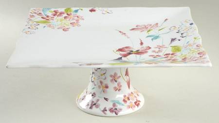 Garden Beauty 10" Diameter Pedestal Cake Stand