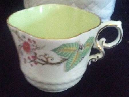 C1381 Footed Cup