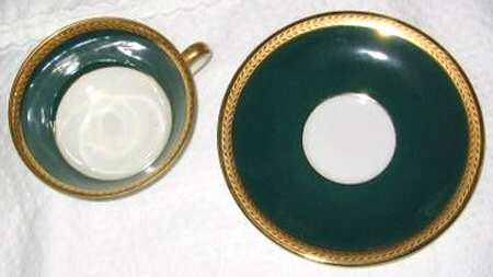 AHR913 Flat Cup & Saucer Set