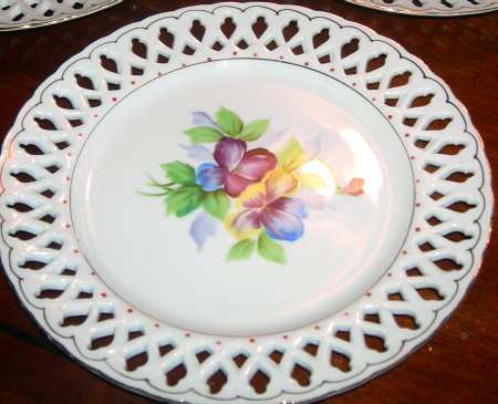 AIY9 Bread & Butter Plate