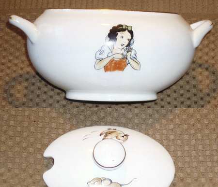 ARA151 Toy Tureen & Lid