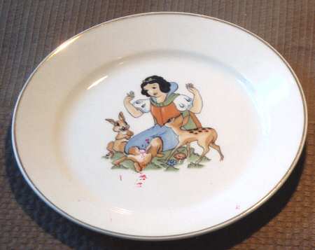 ARA151 Toy Plate