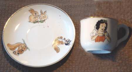 ARA151 Flat Toy Cup and Saucer Set