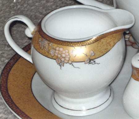AJZ2 Creamer