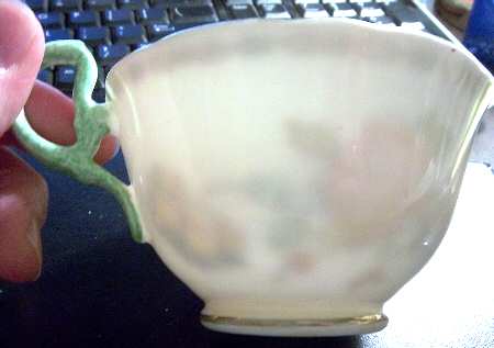 B2082 Footed Cup