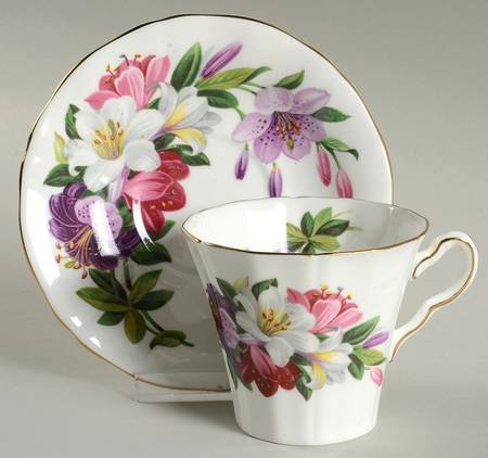 H502 Flat Cup & Saucer Set