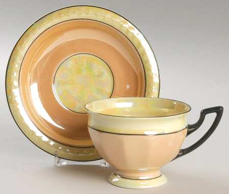 ALZ12 Footed Cup & Saucer Set