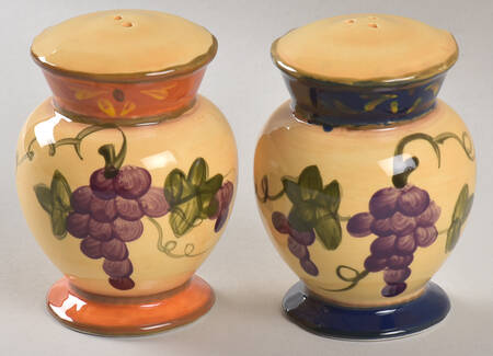 Napa Vineyard Salt & Pepper Set