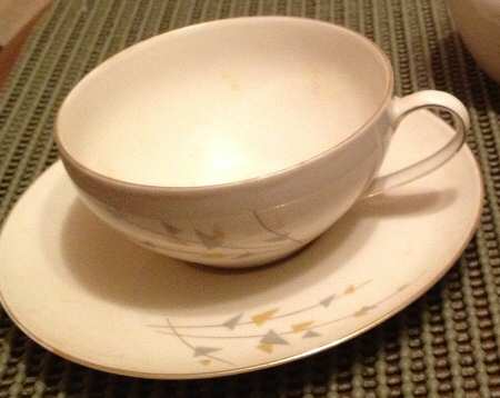 ARZ248 Flat Cup & Saucer Set