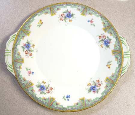 B3870 Handled Cake Plate