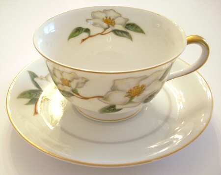 ALB24 Footed Cup & Saucer Set