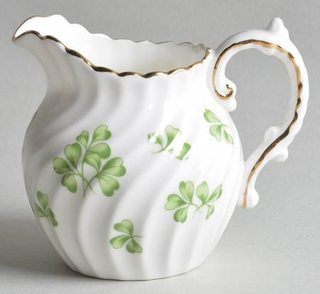 D944 Mini Creamer