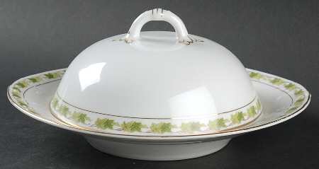 ADH26 Round Covered Butter with Strainer
