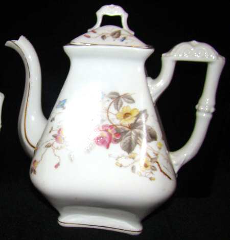1098 Coffee Pot & Lid